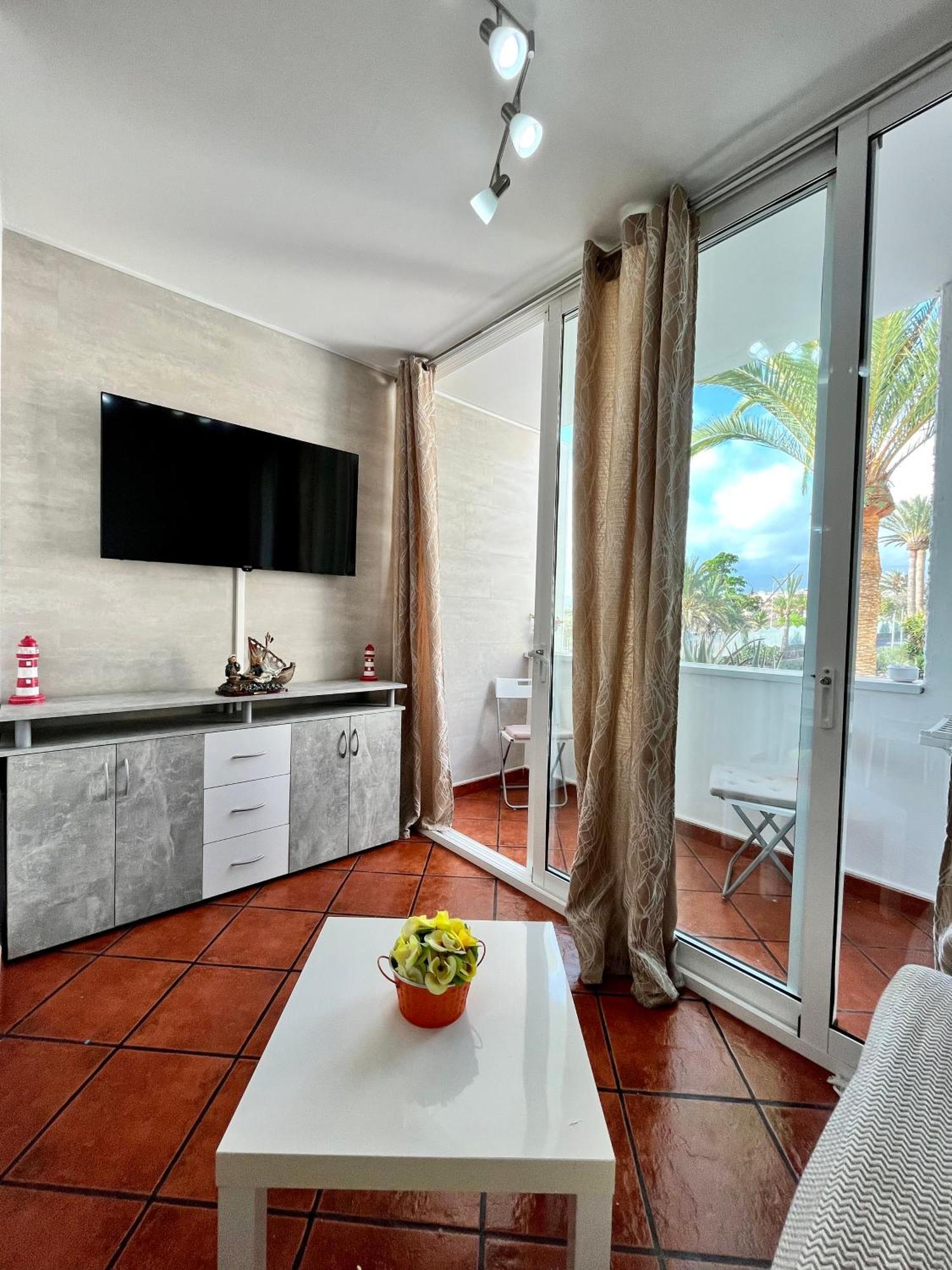 Primavera Holiday Apartment Arona  Dış mekan fotoğraf